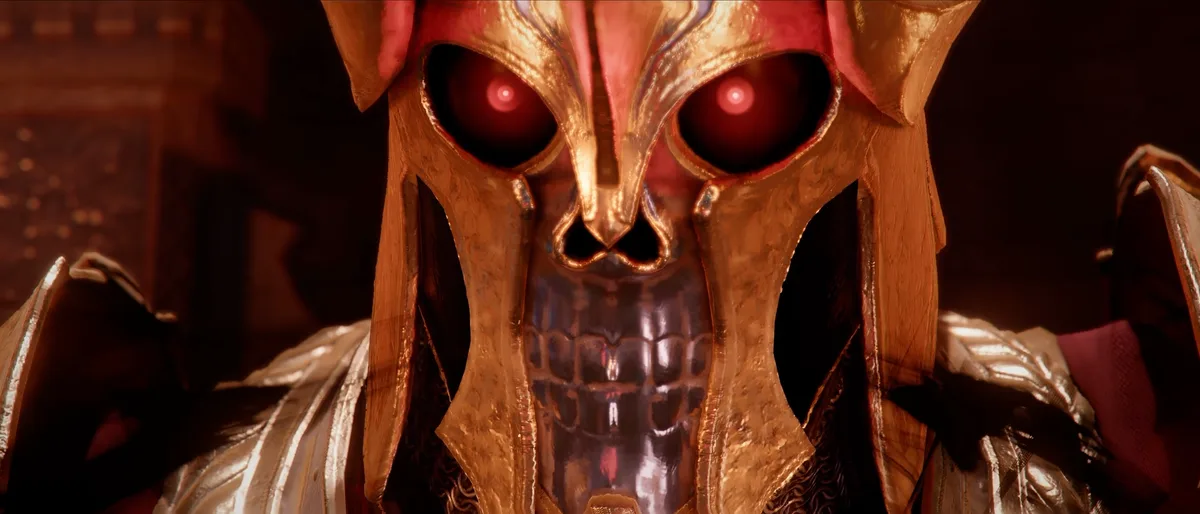Jefe de combate en Garden of Trials con armadura dorada, máscara de calavera y ojos rojos resplandecientes en Crimson Desert
